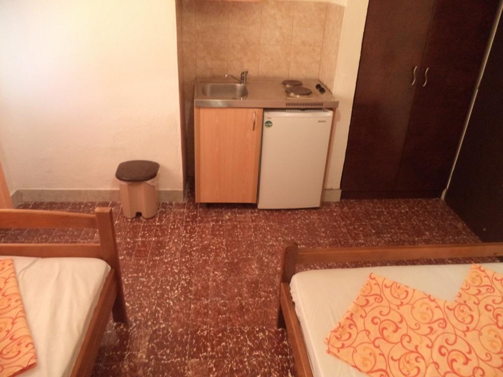 Vito Apartments Sutomore Zimmer foto